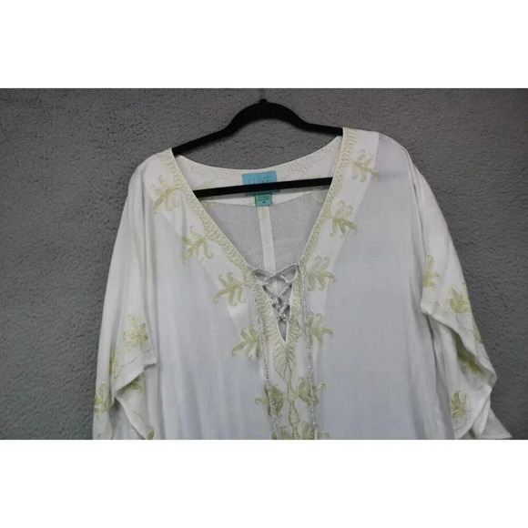 Luxe by Lisa Vogel Tunic-Batwing Sleeves-Size Medium-Tassels - Picture 2 of 9